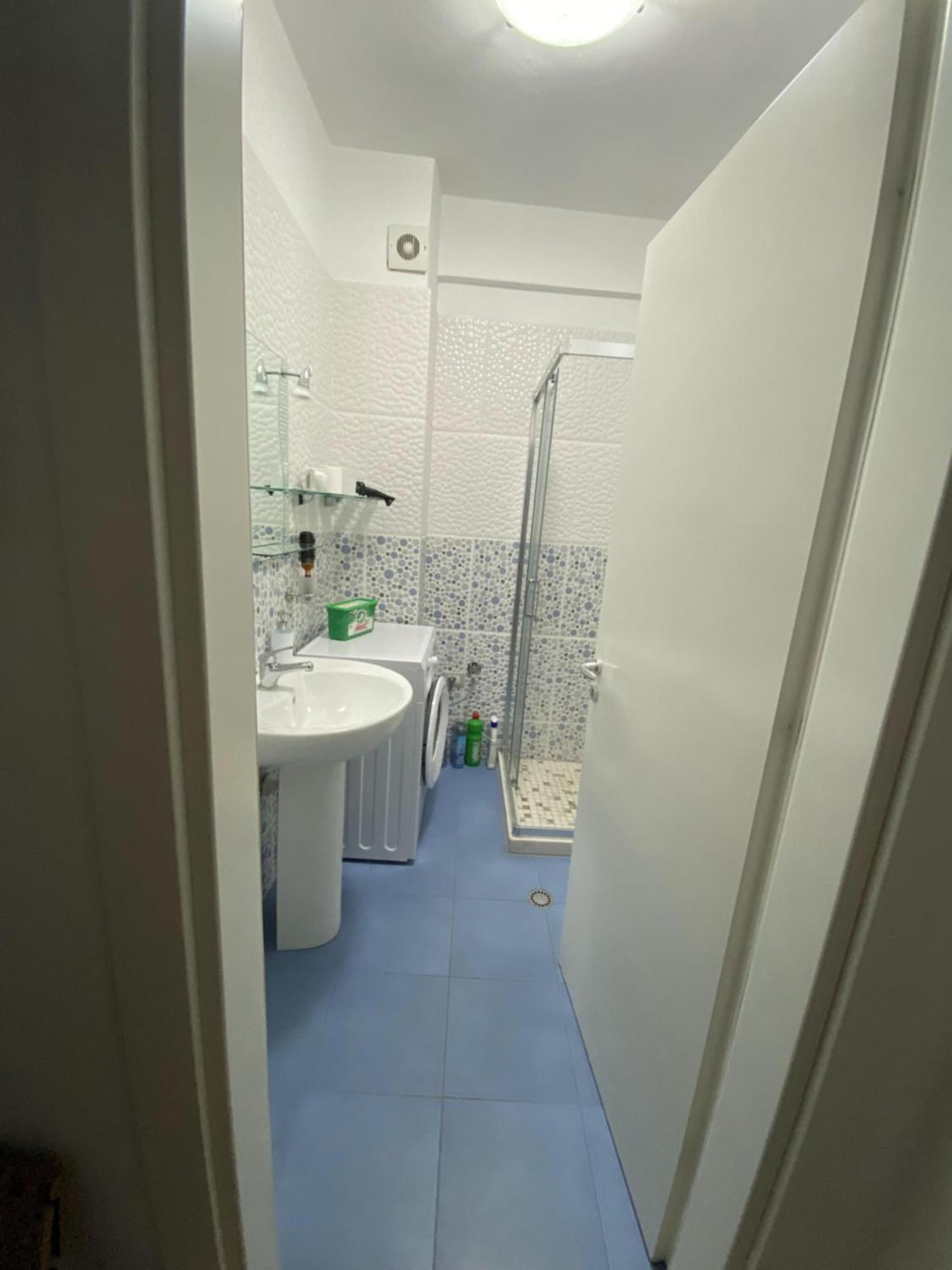 Aquamarine Apartments 1, Vlorë Esterno foto
